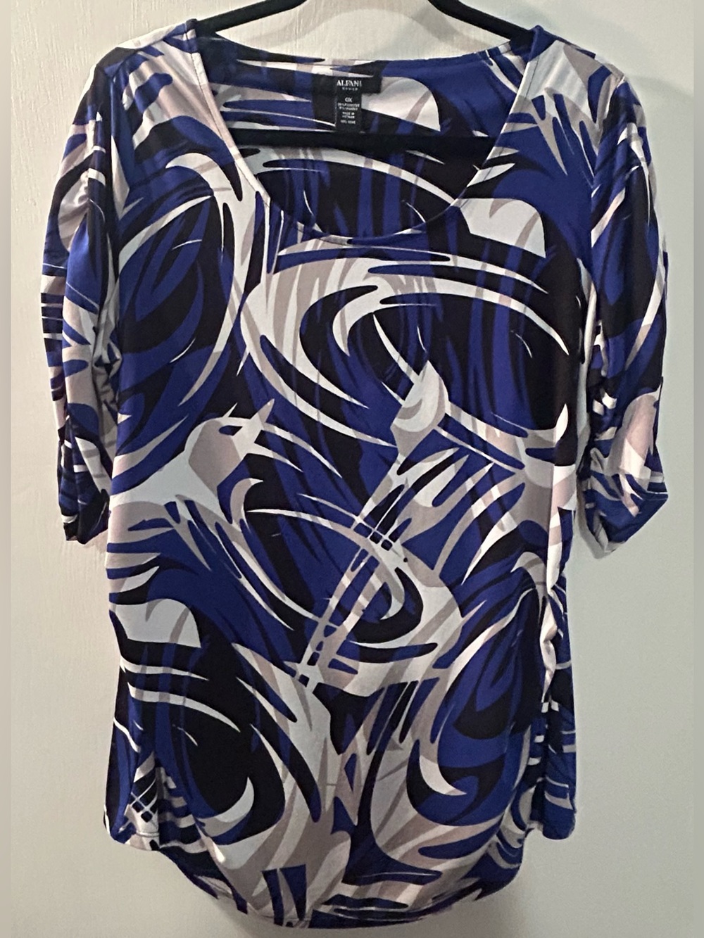 Alfani Blue, White & Black Abstract Scoop-Neck Top Size OX